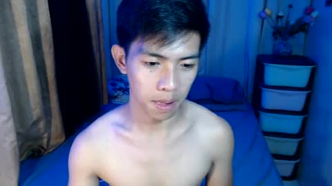 clyde_twinkx online show from July 31, 9:37 am