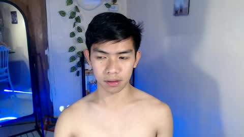 clyde_twinkx online show from August 6, 10:47 am