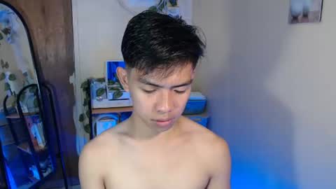 clyde_twinkx online show from August 13, 10:18 am