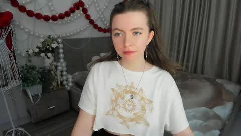 Molly online show from July 10, 9:48 am