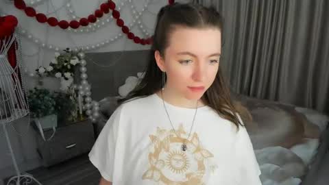 Molly online show from July 10, 10:54 am