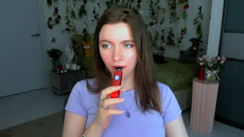 Molly online show from July 14, 8:40 am