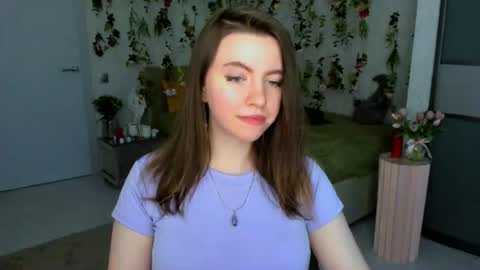 Molly online show from July 14, 9:45 am