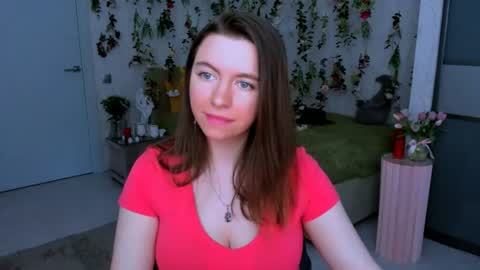 Molly online show from July 15, 8:37 am