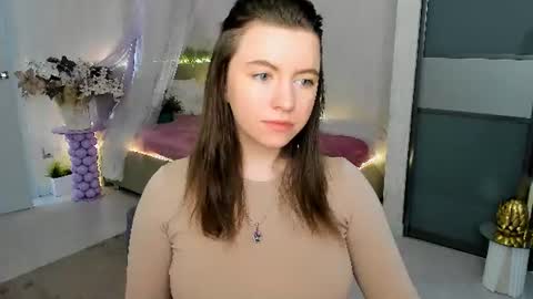 Molly online show from August 16, 7:34 am