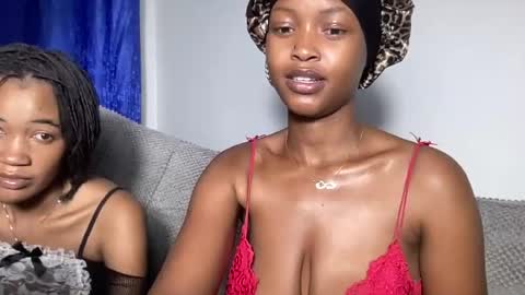 coccah_ online show from August 10, 5:36 pm
