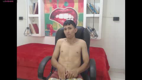 cock_big_5 online show from July 30, 9:10 pm