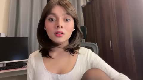 Alessia online show from June 3, 2:20 pm
