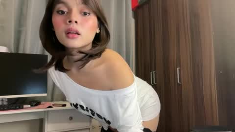 Alessia online show from June 13, 10:34 am