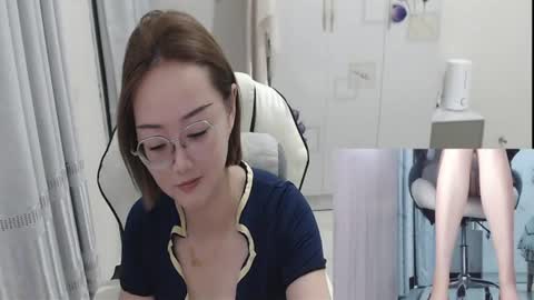 coco_coo online show from July 29, 6:09 am