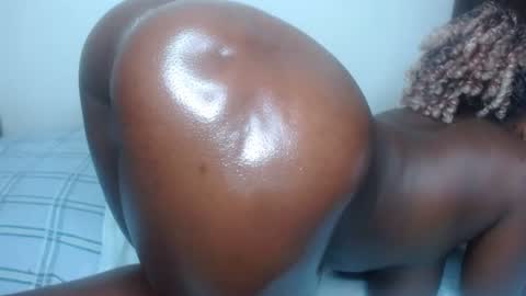 cocoa_devine online show from August 10, 1:29 am