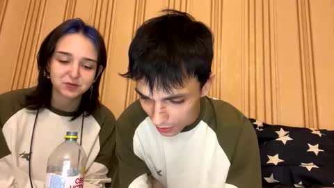 cold_pie14 online show from May 22, 5:48 pm