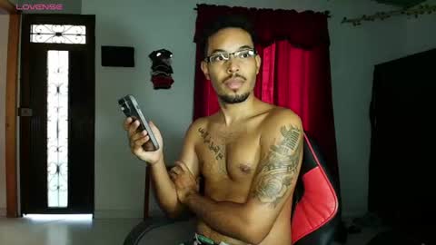 colinlatinbrown online show from August 3, 1:18 pm
