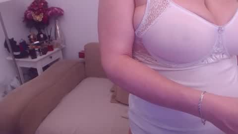 Maddison online show from August 7, 12:32 am