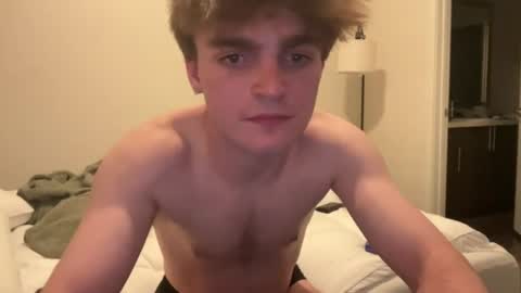 collegegay214 online show from August 8, 5:07 am