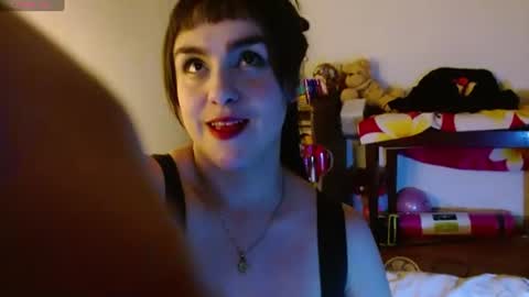 Collette online show from August 12, 9:00 am