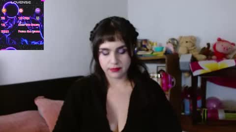 Collette online show from August 16, 5:44 am