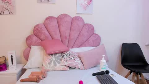 valentina online show from August 15, 4:44 pm