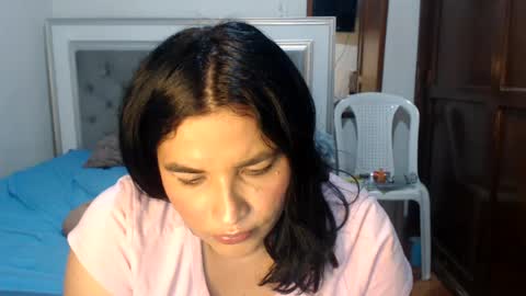 Sara online show from August 6, 8:41 pm