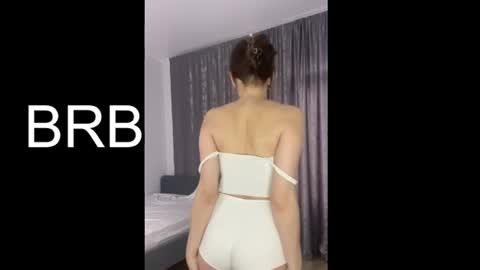 comecloserrr online show from August 2, 10:28 pm