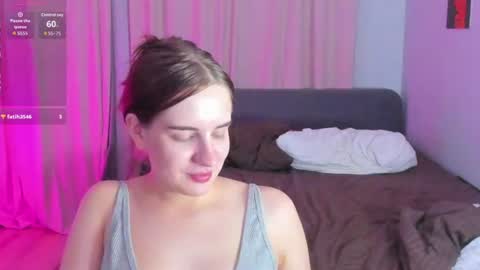 comecloserrr online show from August 8, 11:38 pm