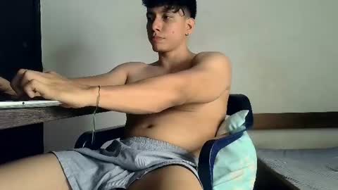 ELCONDE online show from August 13, 2:42 pm