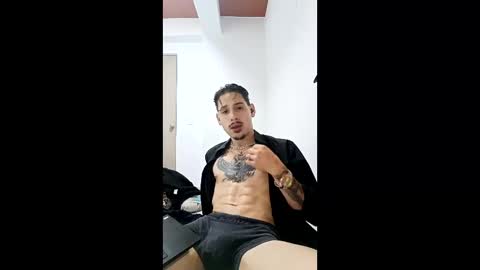 ConlanJuan online show from June 11, 7:58 am
