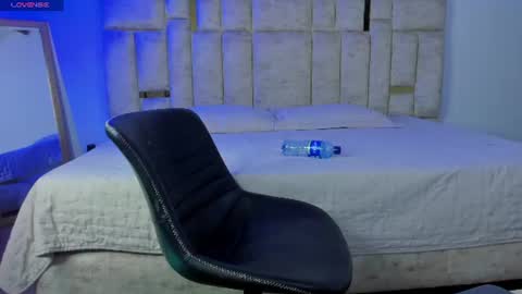 connor_666 online show from August 11, 2:24 am