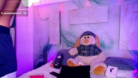 Connor   online show from August 12, 8:33 pm