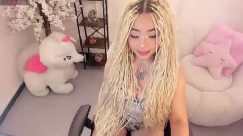 Conny online show from August 7, 2:06 pm