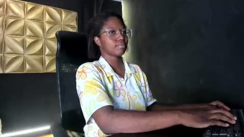 Nilo Solem online show from August 14, 5:05 pm