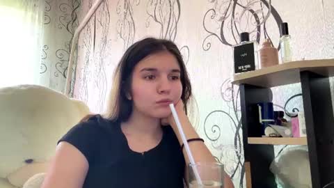 Stacy online show from August 2, 12:45 pm