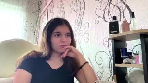 Stacy online show from August 2, 2:57 pm