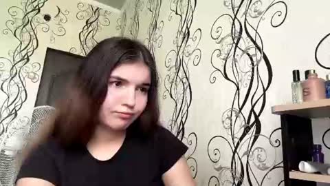 Stacy online show from August 8, 12:05 pm