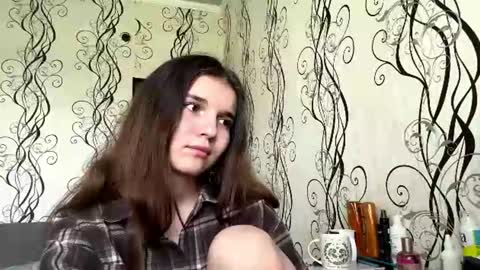 Stacy online show from August 12, 1:24 pm
