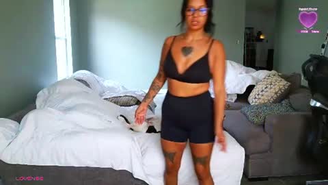 controllercutie online show from July 31, 4:13 pm