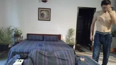 Cool2Buddies online show from August 17, 12:32 pm