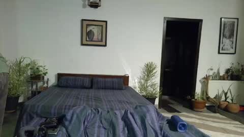 Cool2Buddies online show from August 17, 4:12 pm