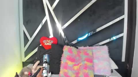 coralhtx online show from August 9, 2:29 pm