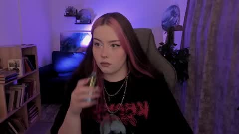 little girl who is always right or just Cora online show from August 7, 3:17 am