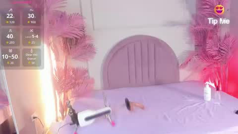 corinabaker online show from August 15, 3:43 am
