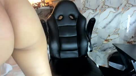 Corinna online show from August 26, 4:47 pm