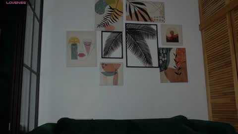 corni__ online show from June 30, 7:04 pm