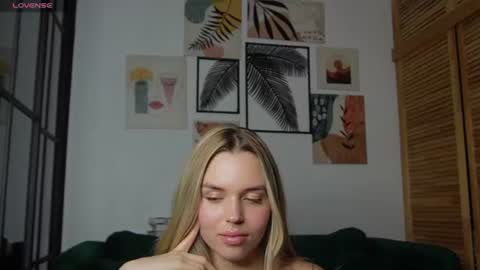 corni__ online show from July 19, 10:34 pm