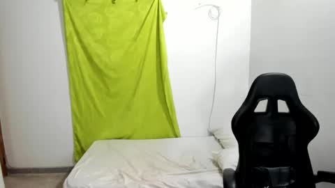 Ethan  online show from August 14, 12:25 am