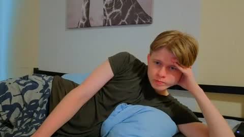 Andrew online show from July 22, 4:31 pm