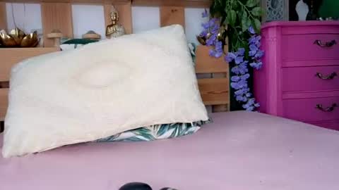 Lydia online show from August 14, 12:42 pm