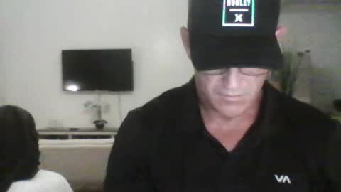 crackback927 online show from August 18, 10:54 am