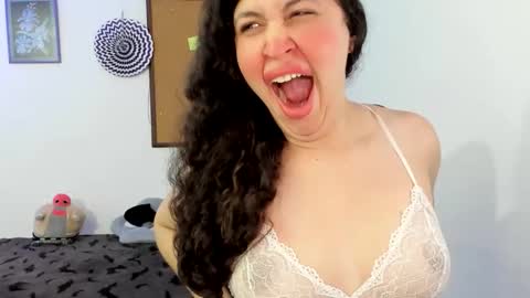 cracker online show from May 30, 4:04 am