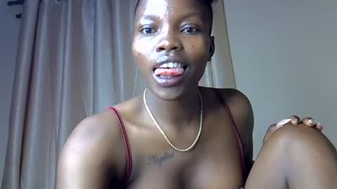 craizybitch online show from July 18, 4:35 am